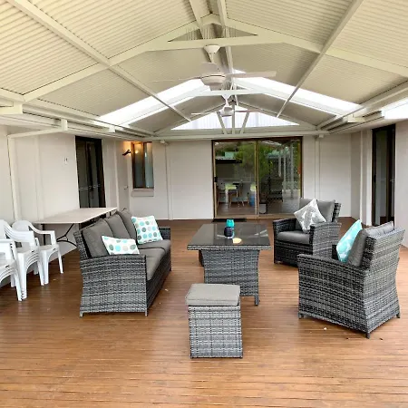 Gale Street Retreat Busselton Villa Exterior photo